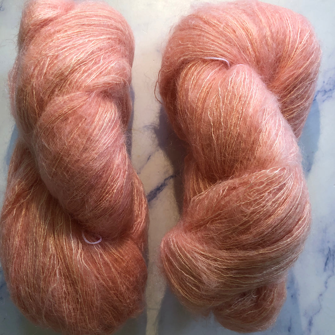 Hand Maiden (Fleece Artist) - Superkid Silk 125g