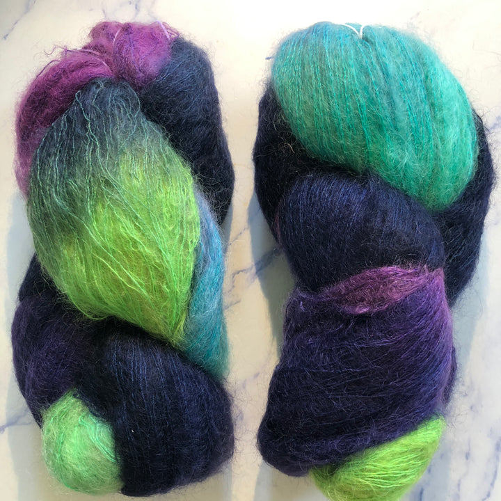 Hand Maiden (Fleece Artist) - Superkid Silk 125g