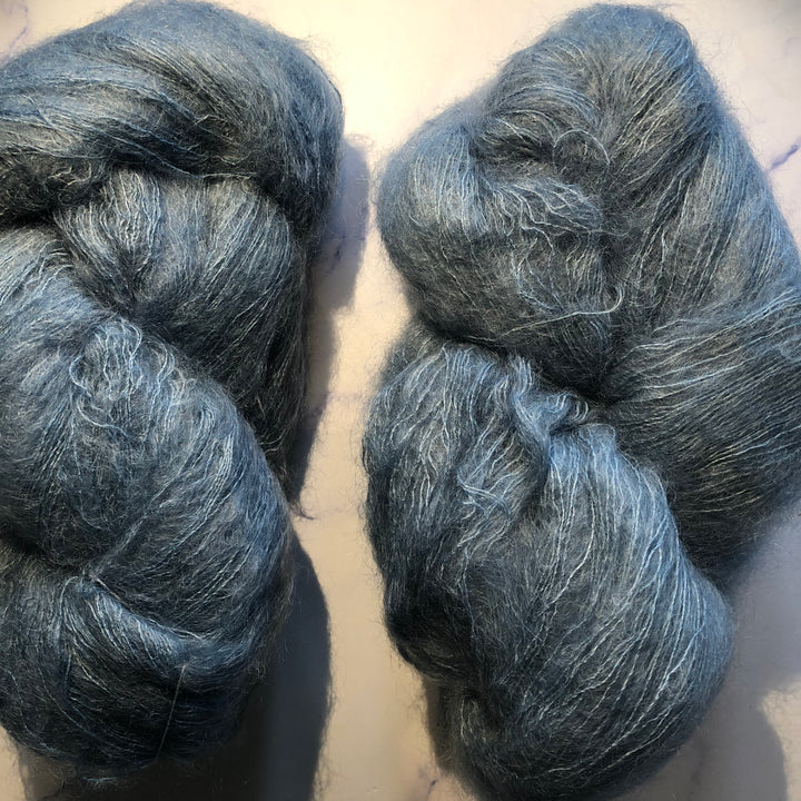 Hand Maiden (Fleece Artist) - Superkid Silk 125g