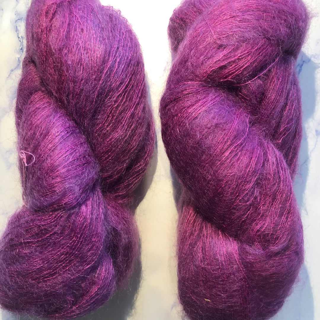 Hand Maiden (Fleece Artist) - Superkid Silk 125g