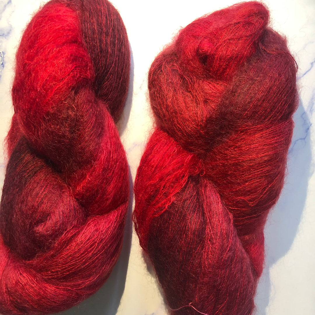 Hand Maiden (Fleece Artist) - Superkid Silk 125g