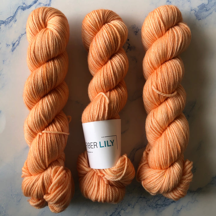 Fiber Lily D'Luxe DK