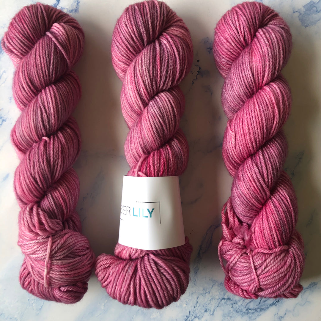 Fiber Lily D'Luxe DK