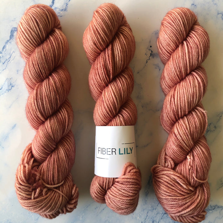 Fiber Lily D'Luxe DK