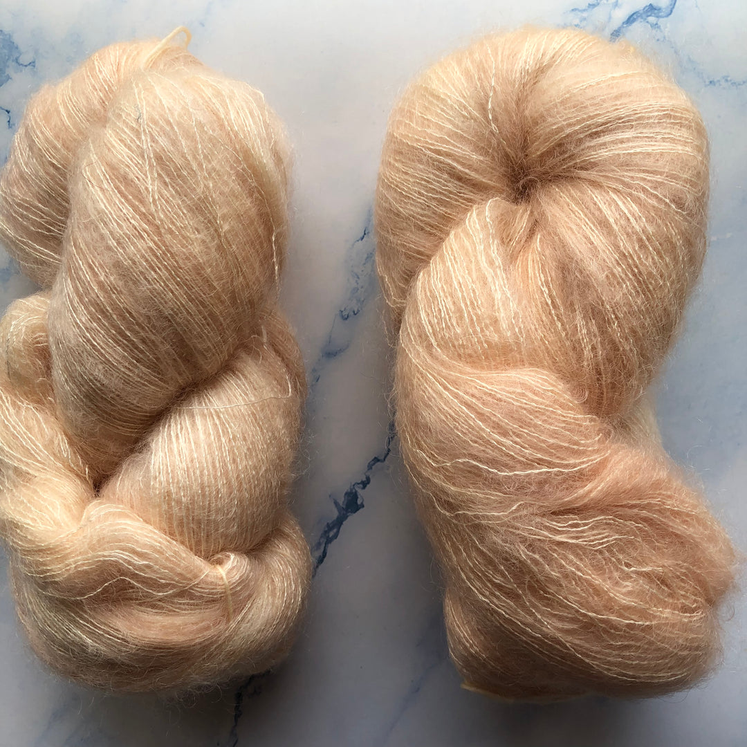 Hand Maiden (Fleece Artist) - Superkid Silk 125g