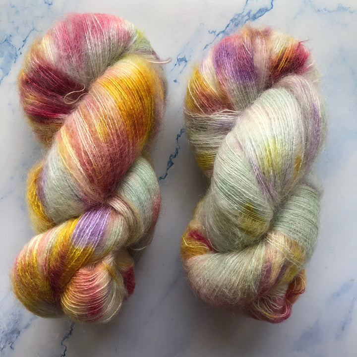 Hand Maiden (Fleece Artist) - Superkid Silk 125g