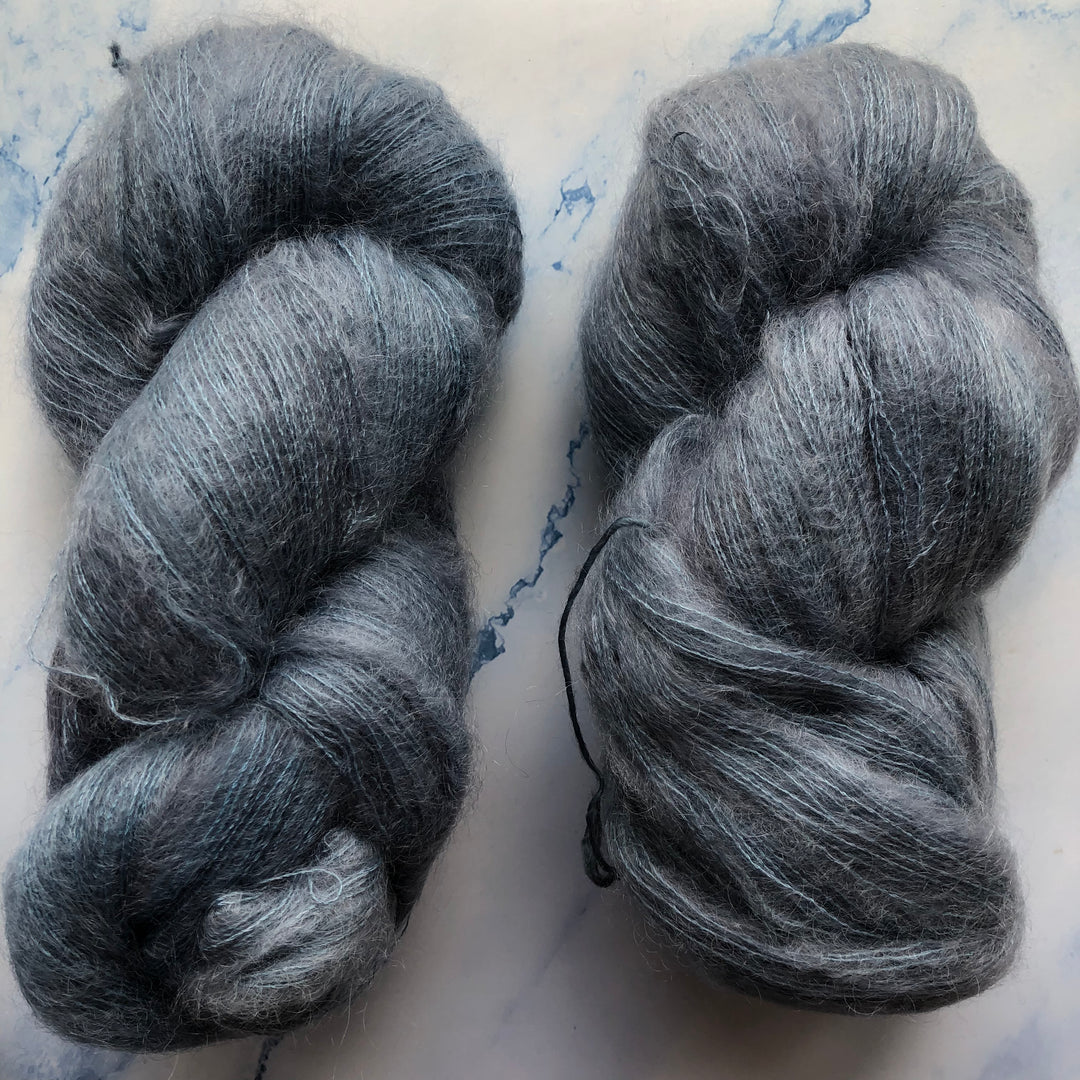 Hand Maiden (Fleece Artist) - Superkid Silk 125g