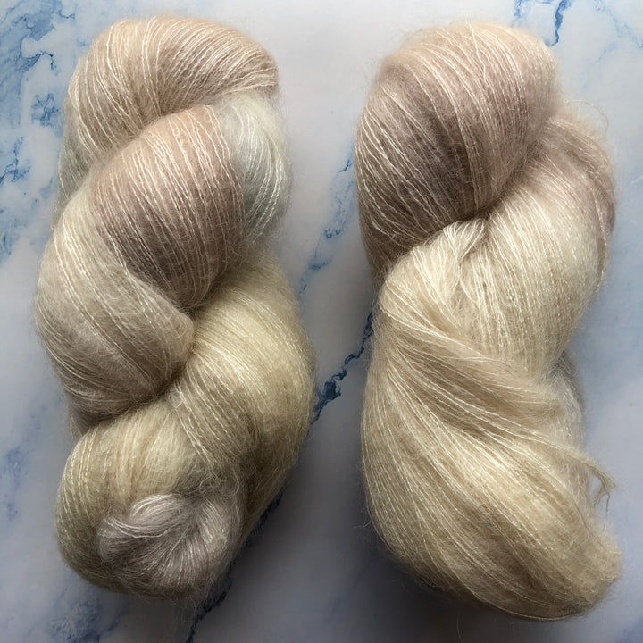 Hand Maiden (Fleece Artist) - Superkid Silk 125g