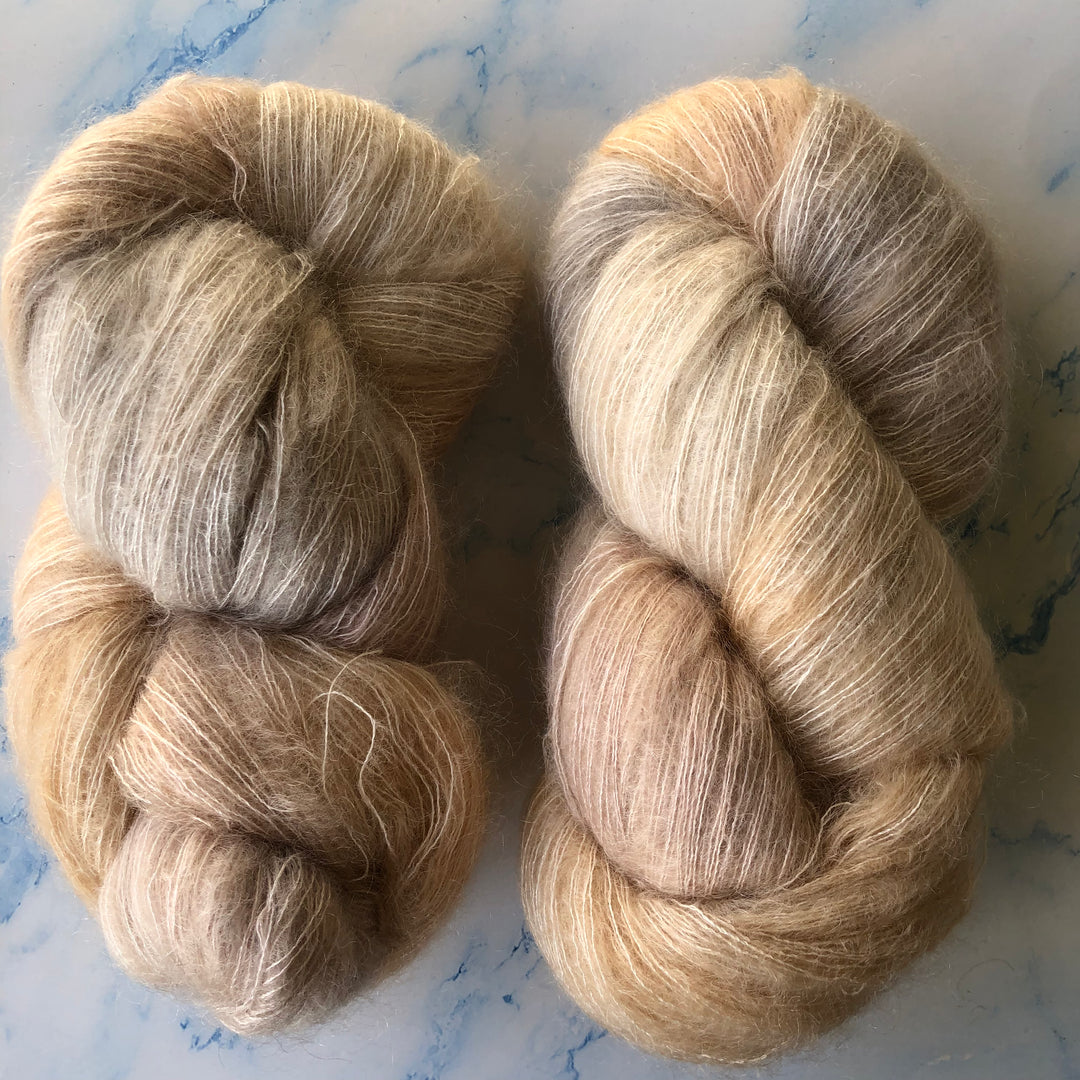 Hand Maiden (Fleece Artist) - Superkid Silk 125g
