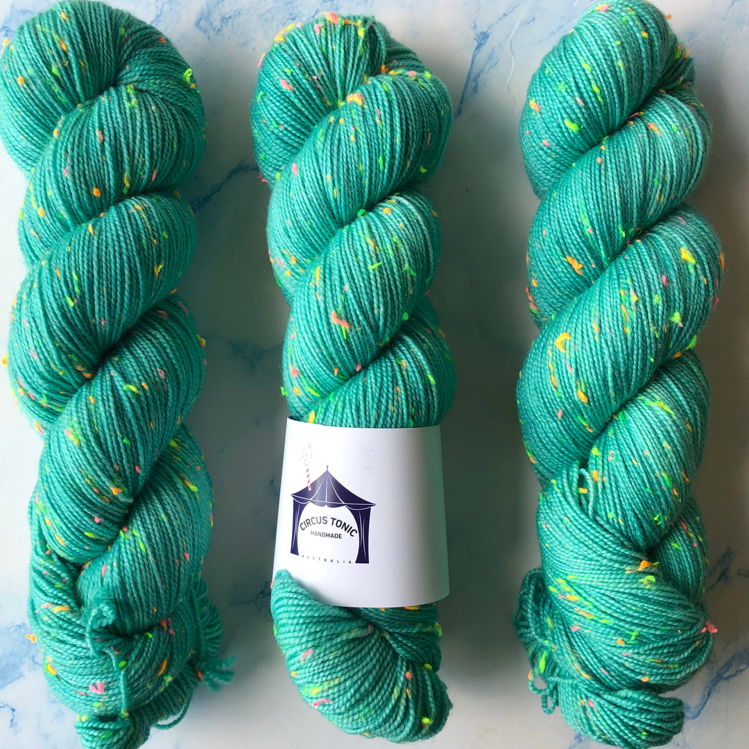 Circus Tonic Shindig Donegal Tweed  Fingering