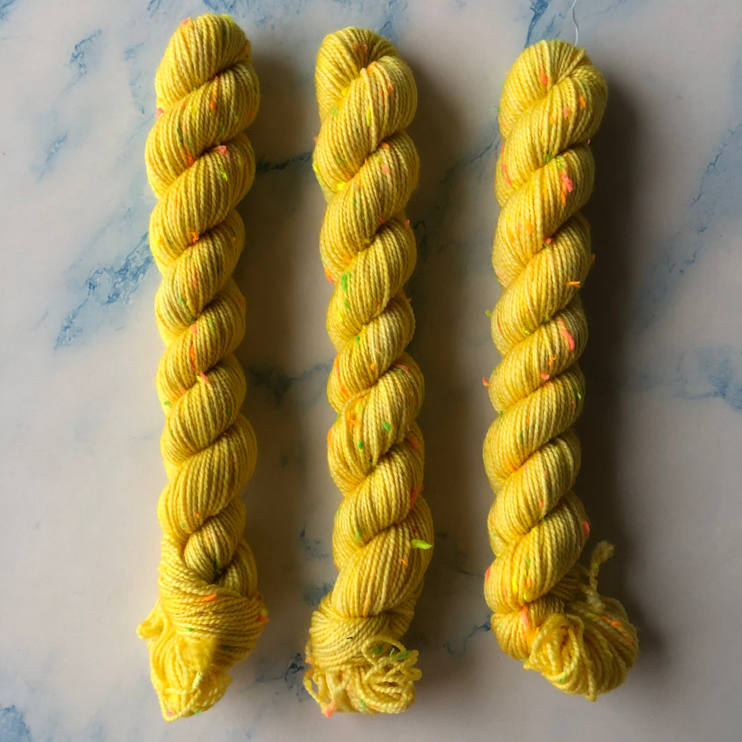 Circus Tonic Shindig Donegal Tweed  Fingering Minis