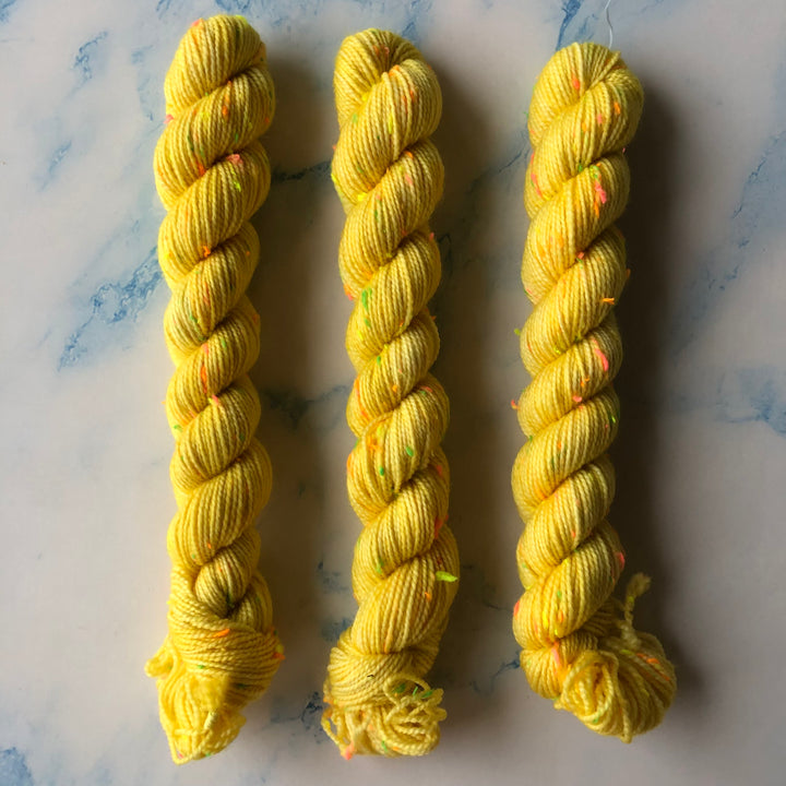 Circus Tonic Shindig Donegal Tweed  Fingering Minis