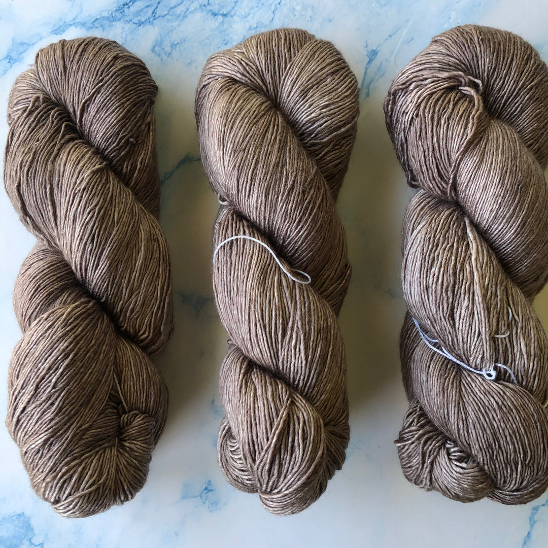 Hand Maiden - Mini Maiden