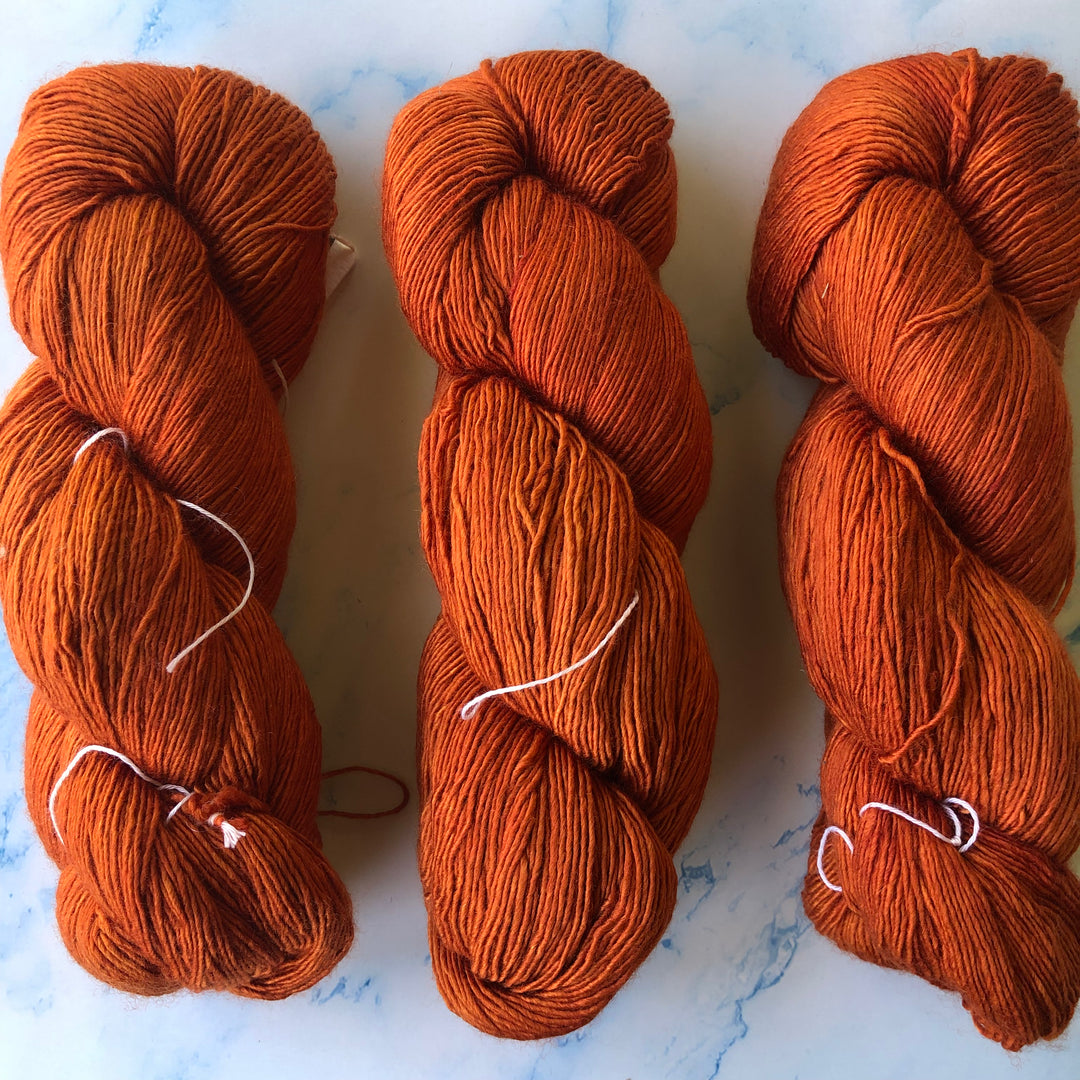 Hand Maiden - Mini Maiden