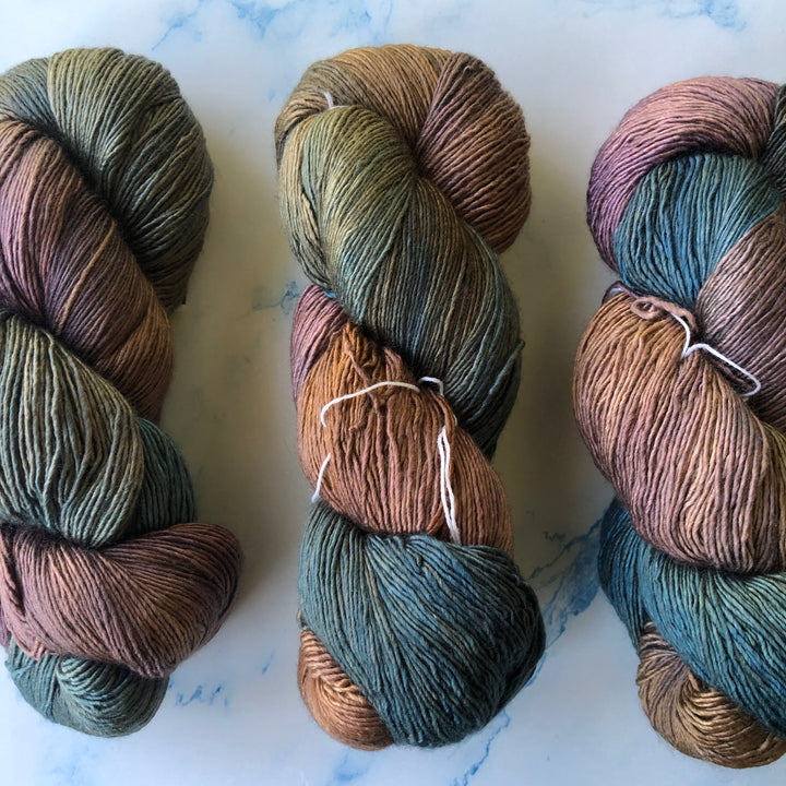 Hand Maiden - Mini Maiden