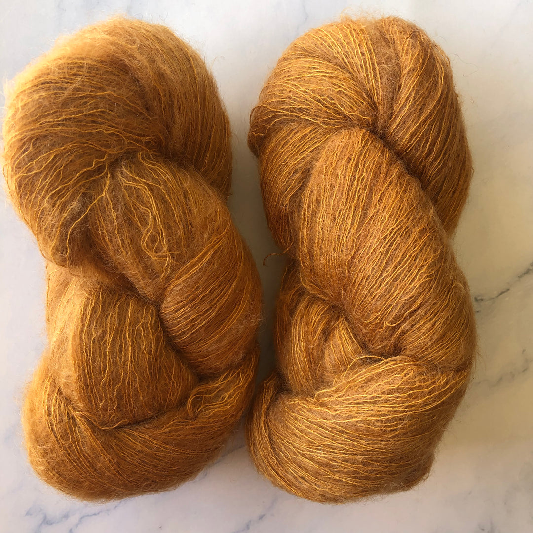Hand Maiden (Fleece Artist) - Superkid Silk 125g