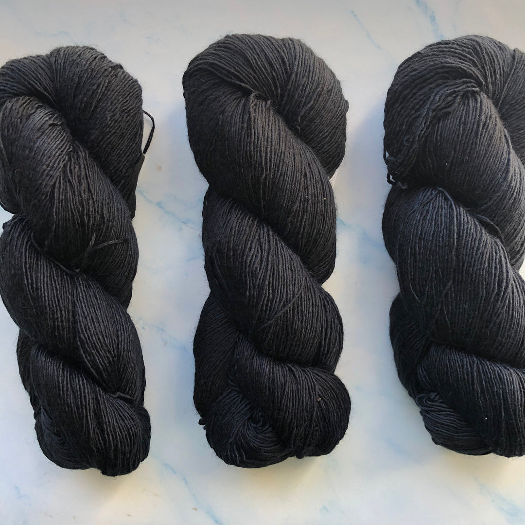 Hand Maiden - Mini Maiden