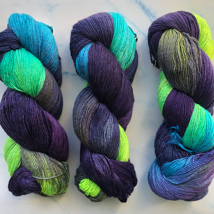 Hand Maiden - Mini Maiden