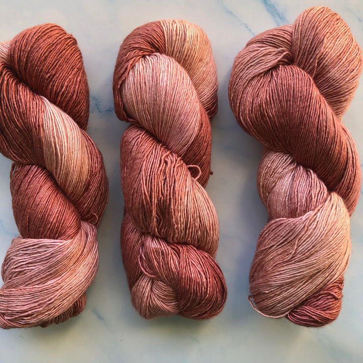 Hand Maiden - Mini Maiden