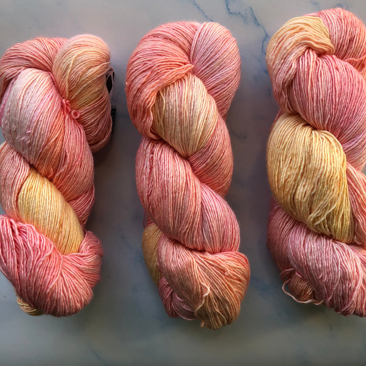 Hand Maiden - Mini Maiden