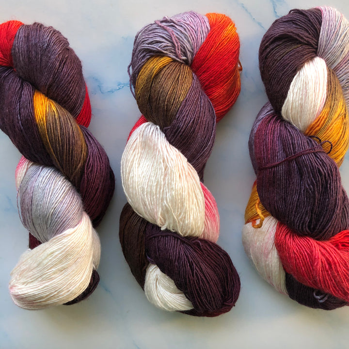 Hand Maiden - Mini Maiden