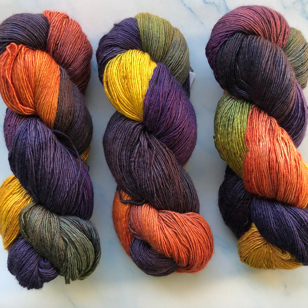 Hand Maiden - Mini Maiden