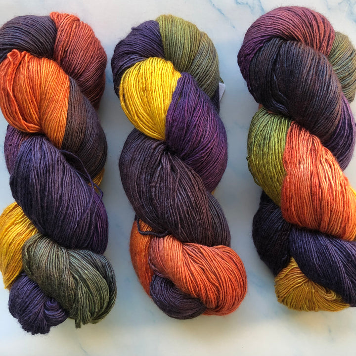 Hand Maiden - Mini Maiden