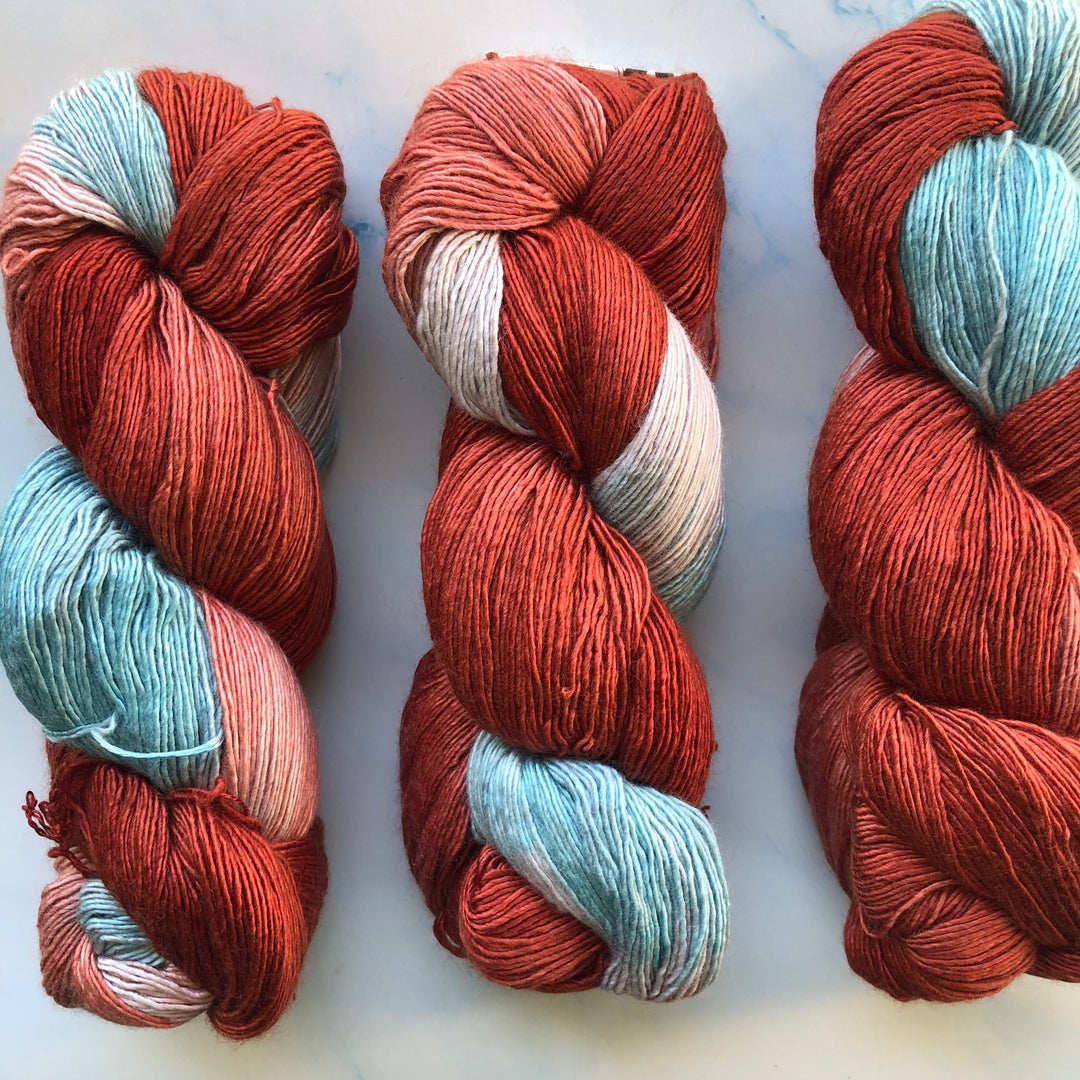 Hand Maiden - Mini Maiden