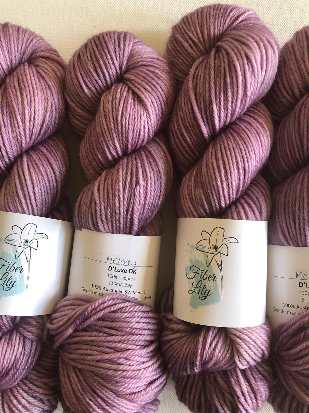 Fiber Lily D'Luxe DK