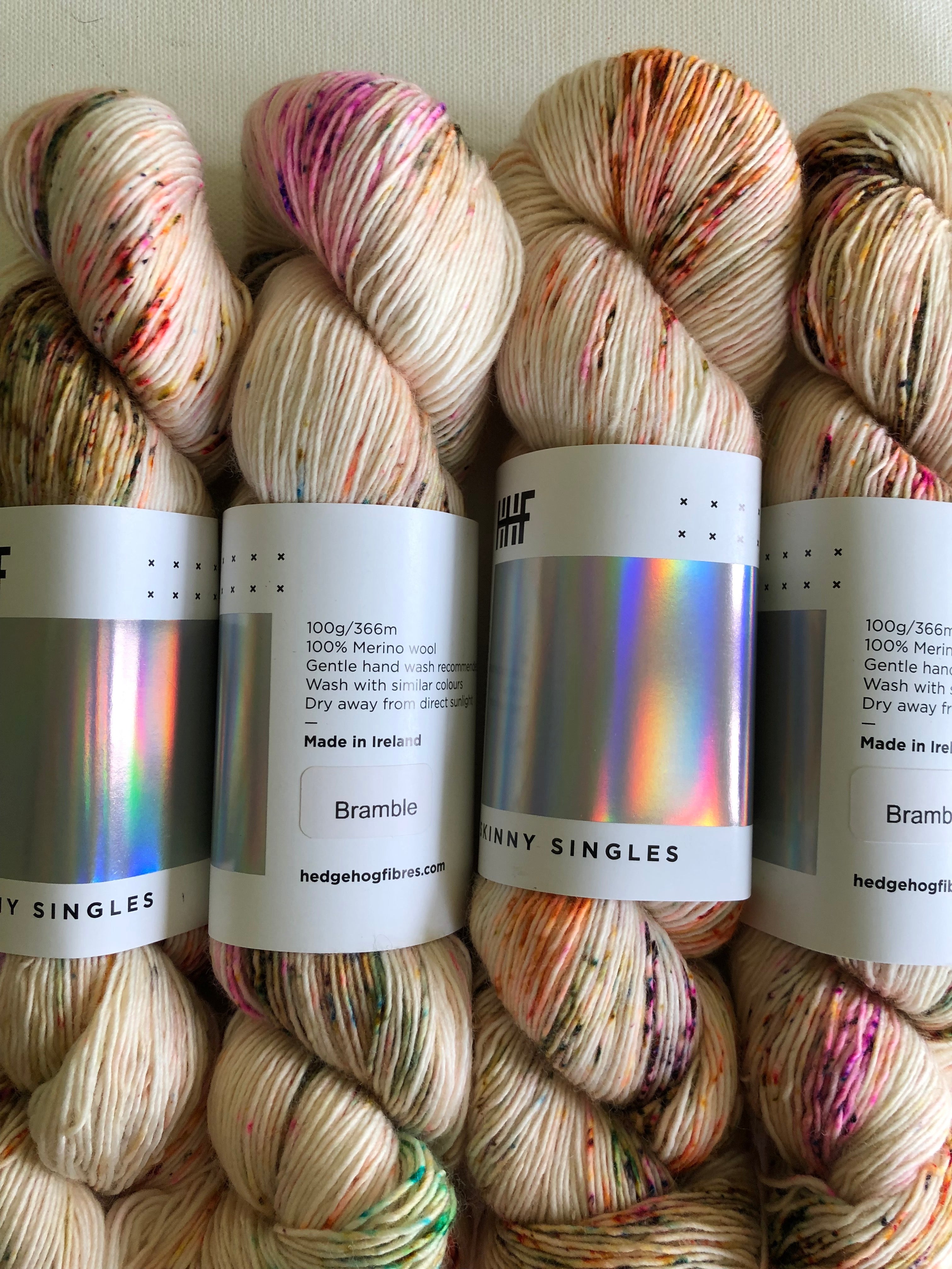 海外手染め Hedgehog Fibres Skinny Singles糸セット 【公式通販】