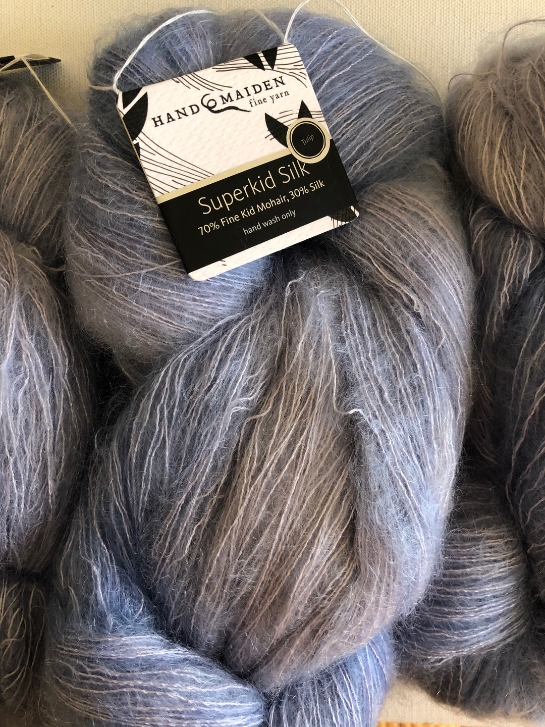 Hand Maiden (Fleece Artist) - Superkid Silk 125g