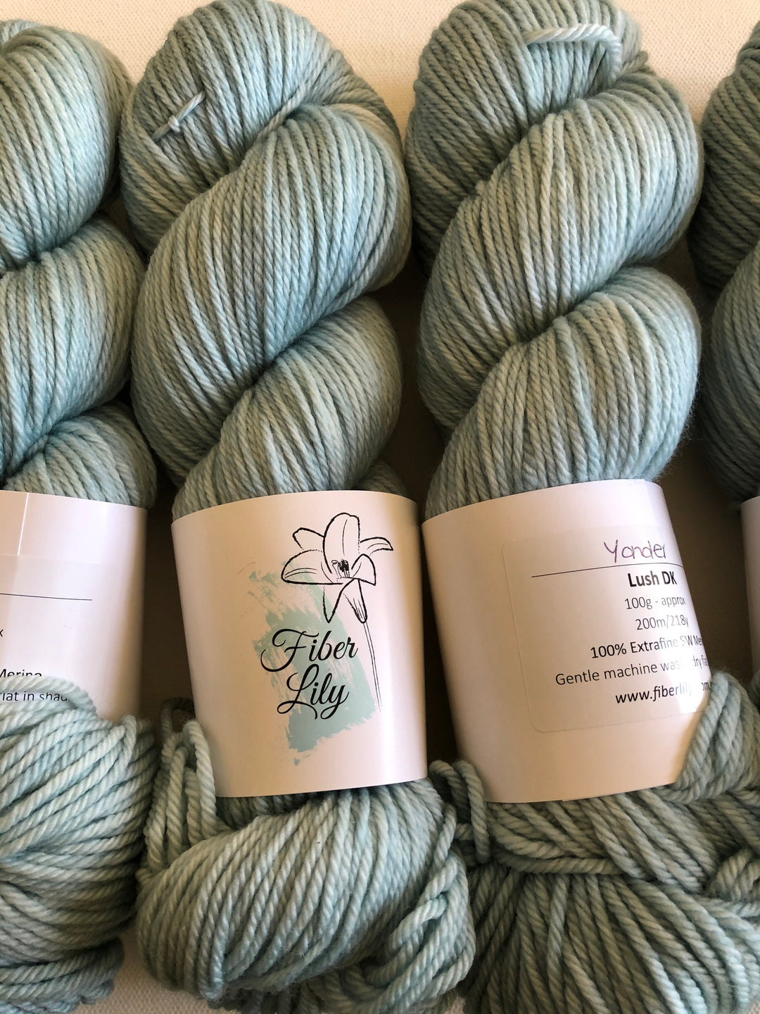 Fiber Lily D'Luxe DK